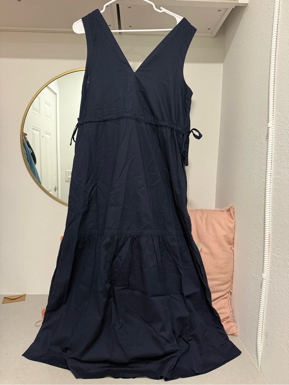 Banana republic Sleeveless V-Neck Navy Women’s Maxi Dress